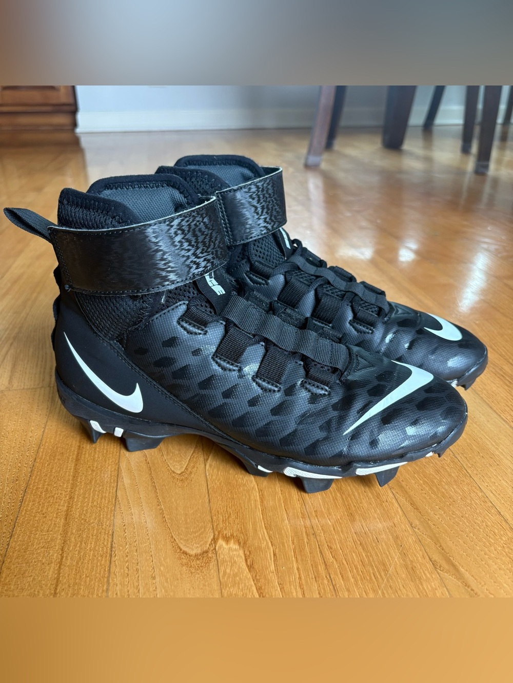 Nike Football Cleats Force Savage Shark 2 Black White Mens Sz 8.5W WBV0151-001